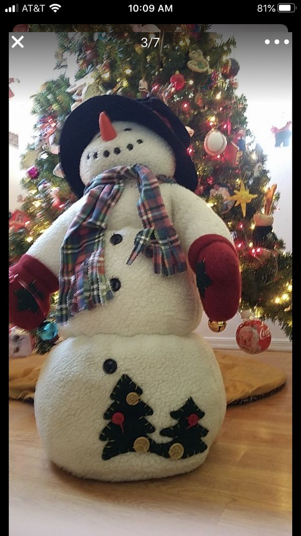 stuffed snowman decor