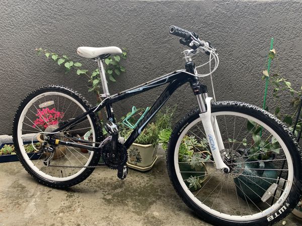 Novara Bonita mountain bike for Sale in Cupertino, CA - 7262c56cac7042e5ae303D8Da83bD502