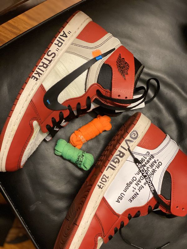 VNDS Nike Air Jordan 1 Retro High Off-White Chicago Signed by Virgil ...