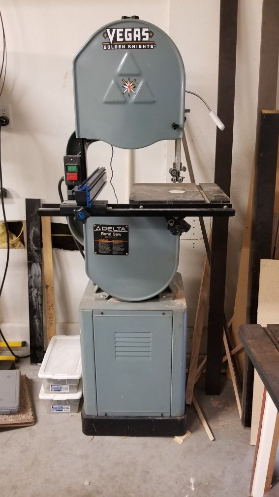 Delta 28-203 bandsaw for Sale in Las Vegas, NV - OfferUp
