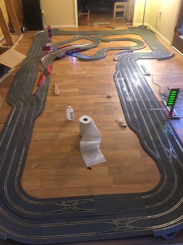 SCX Digital Slot Car Race Track 5 boxes plus 23 cars including Safety