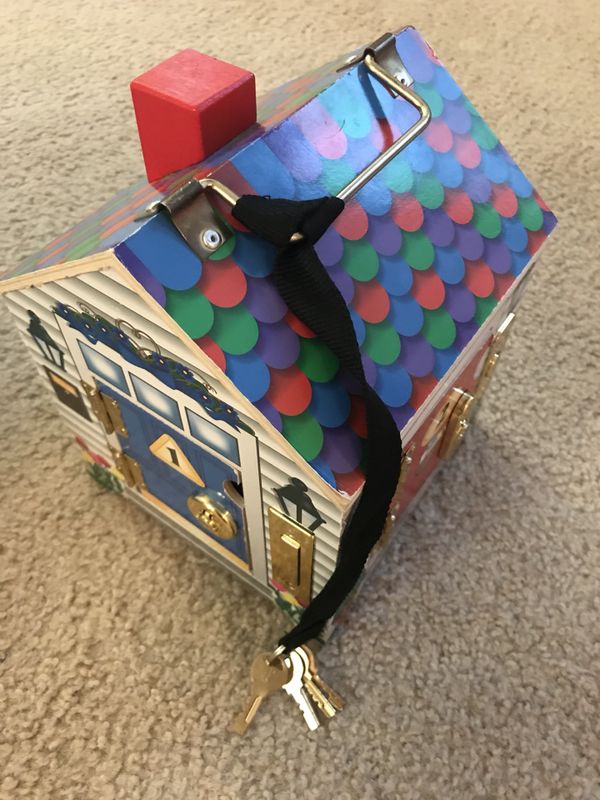 melissa & doug house with keys