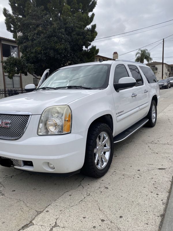 07 GMC Yukon Denali XL AWD 6.2L for Sale in Wilmington, CA - OfferUp