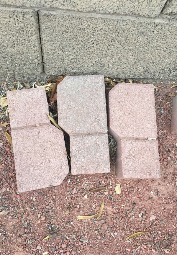 594 concrete keyhole pavers with 66edge pieces for Sale in Peoria, AZ ...