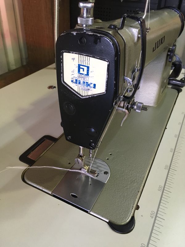 JUKI DL5554 Industrial Table Sewing Machine for Sale in SeaTac, WA