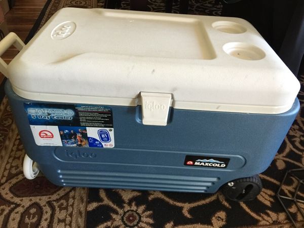 igloo maxcold cooler hinges