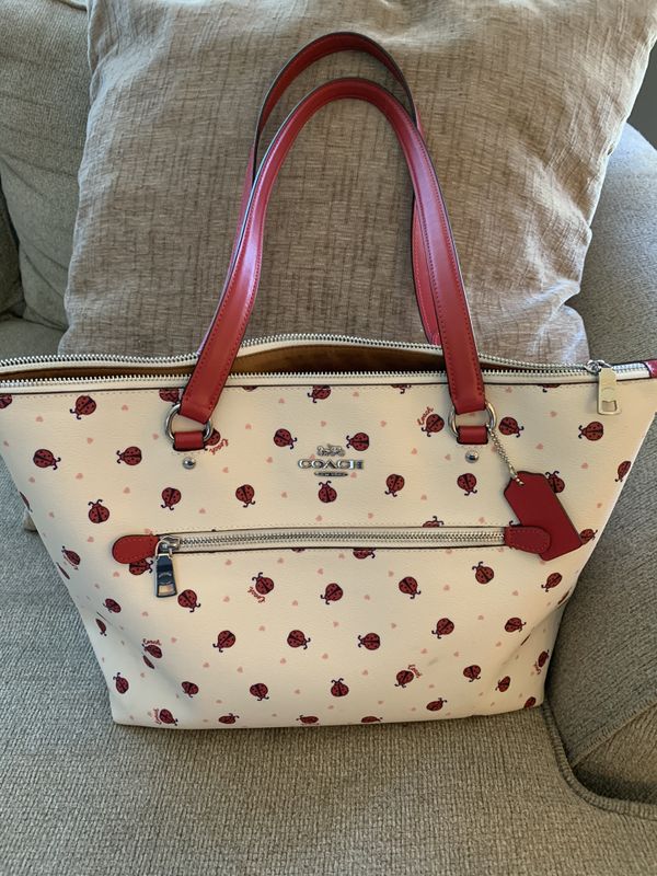 used coach purse and wallet