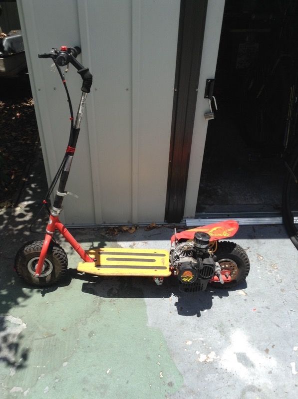 Groundhog gas scooter for Sale in Miami, FL - OfferUp