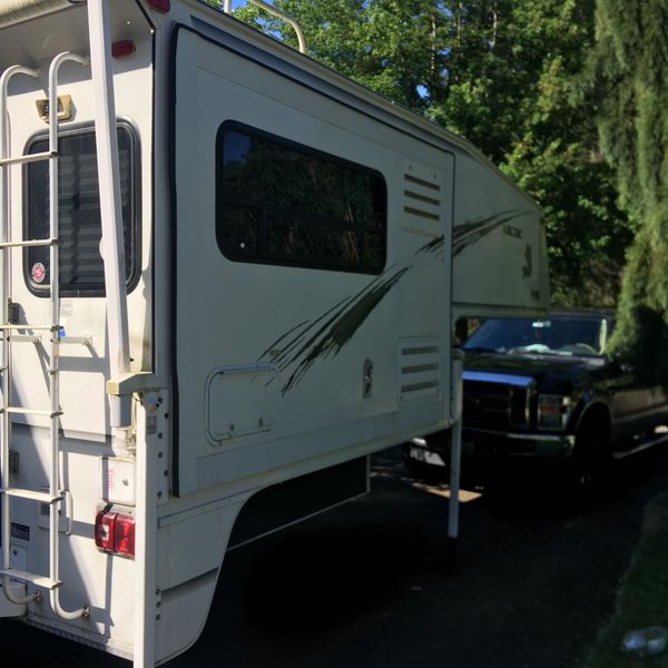 2002 Arctic Fox Truck Camper for Sale in Kenmore, WA - OfferUp