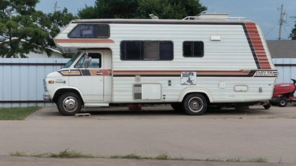 1977 Chevy motorhome with 400 small block for Sale in Moore, OK - OfferUp