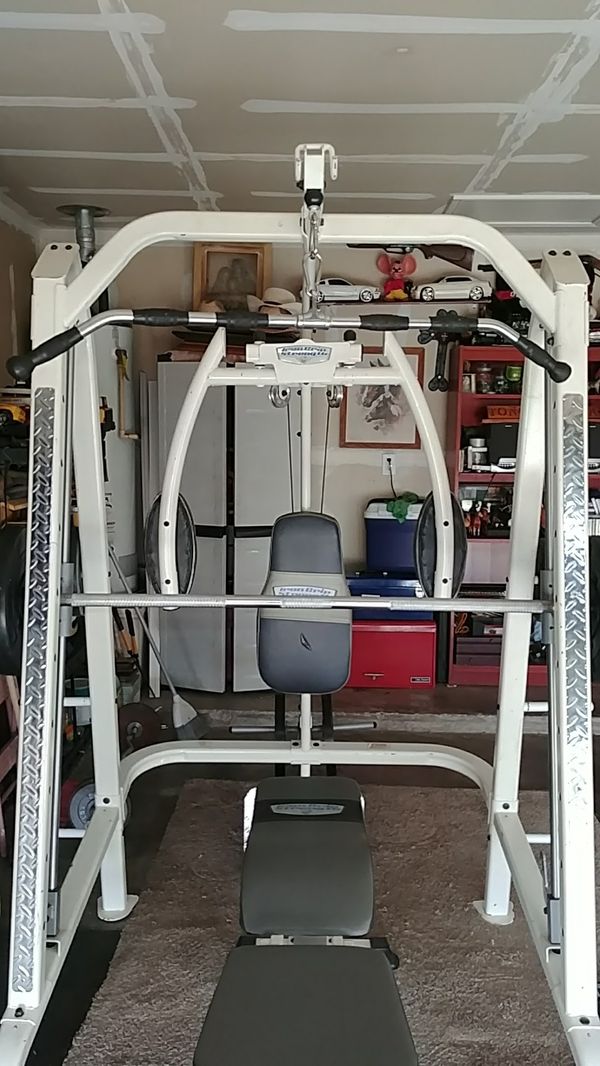 IRON GRIP STRENGTH SMITH MACHINE for Sale in Arlington, TX OfferUp