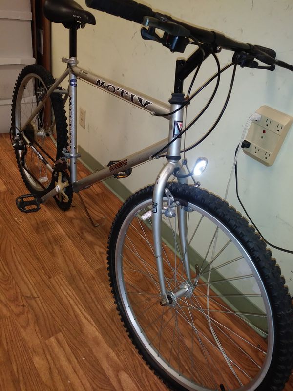 motiv rockridge mountain bike