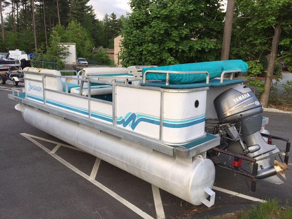 1993 Godfrey sweetwater 20’ pontoon boat with Yamaha 50hp motor will ...