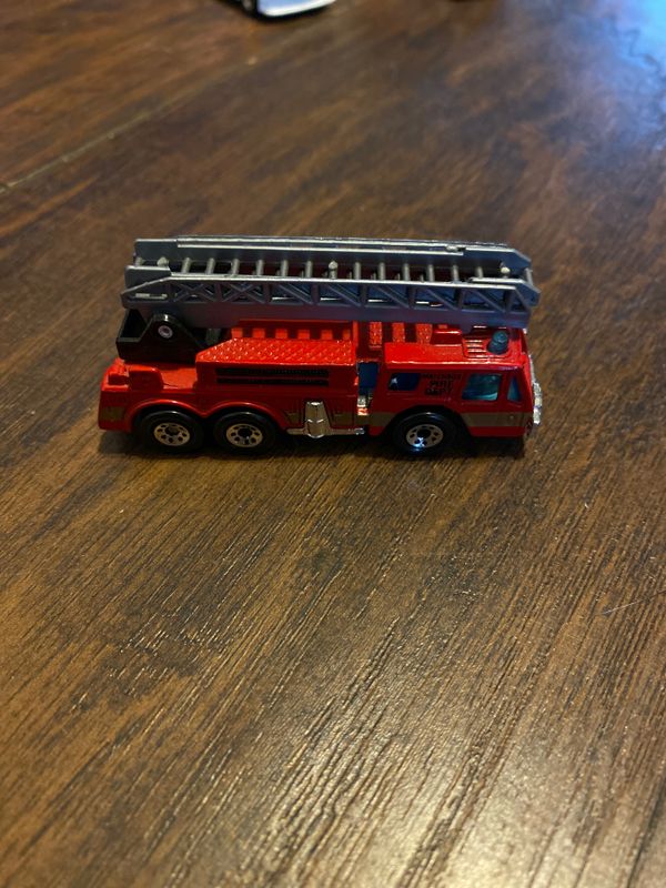 Matchbox, hot wheels fire truck and ambulance diecast lot for Sale in ...