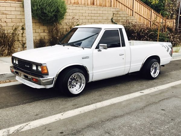 1986' Nissan Mini Truck Old School , Enkei Rims , Bell Tech , A C 