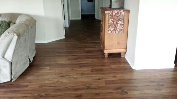 Home Decorators Collection Distressed Hickory 12mm Laminate Flooring For Sale In Cave Creek Az Offerup