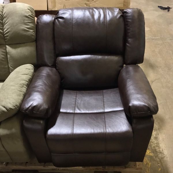 Relax Lounger Preston Recliner Chair (New) for Sale in ...