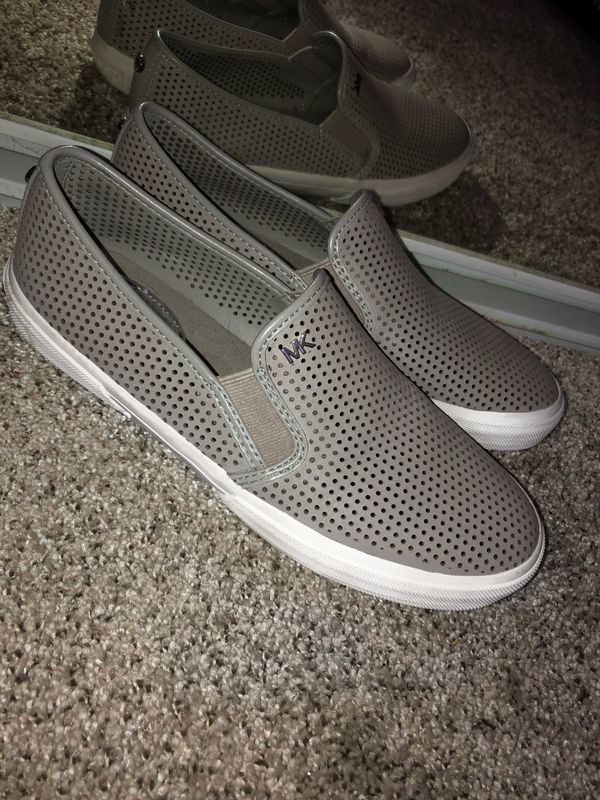 olivia slip on mk