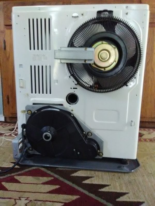 MPI 422 KEROSENE MONITOR HEATER SYSTEM W/FLUE PIPING, FLANGE, 2