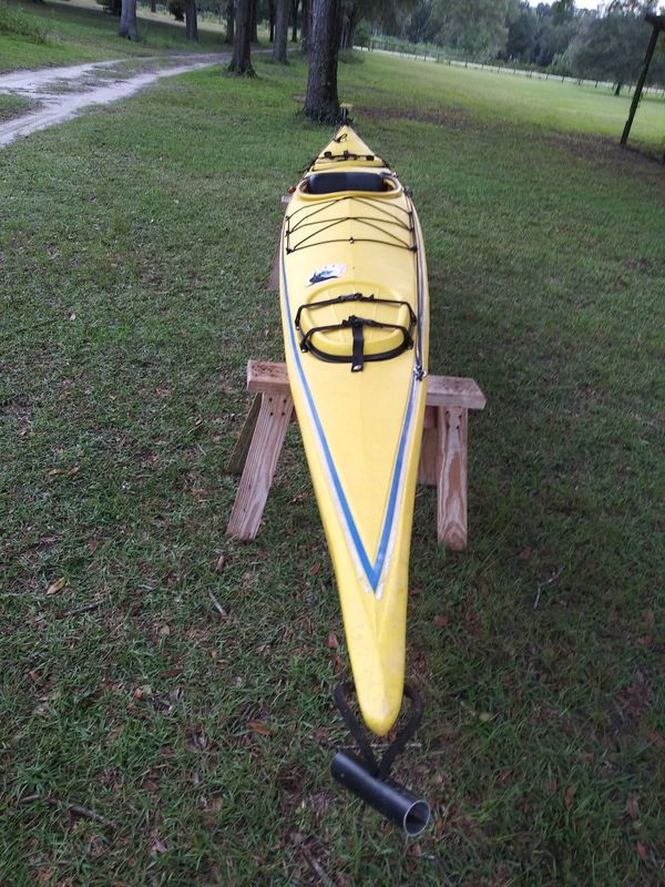 17' Fishing/Touring Aquaterra Sea Lion sitin Kayak with Rudder for