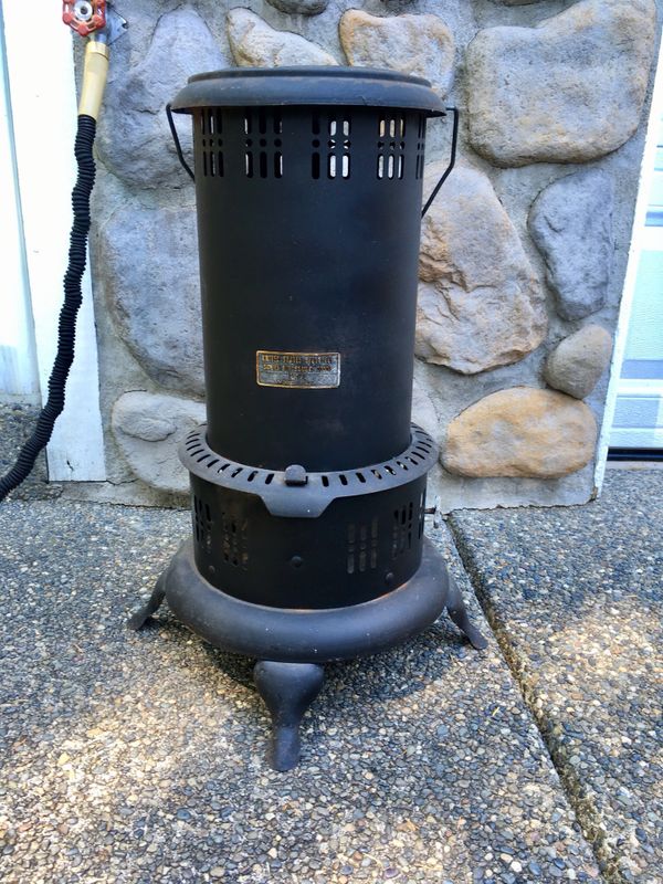 VINTAGE United States Stove Co Kerosene Heater Model US89P Tennessee