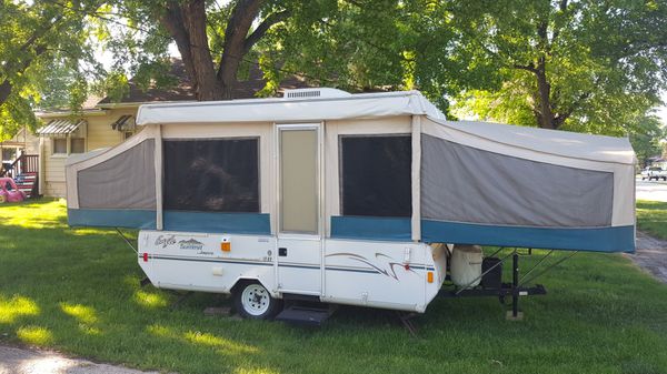 2002 Jayco Eagle Summit 10UD Pop up camper for Sale in