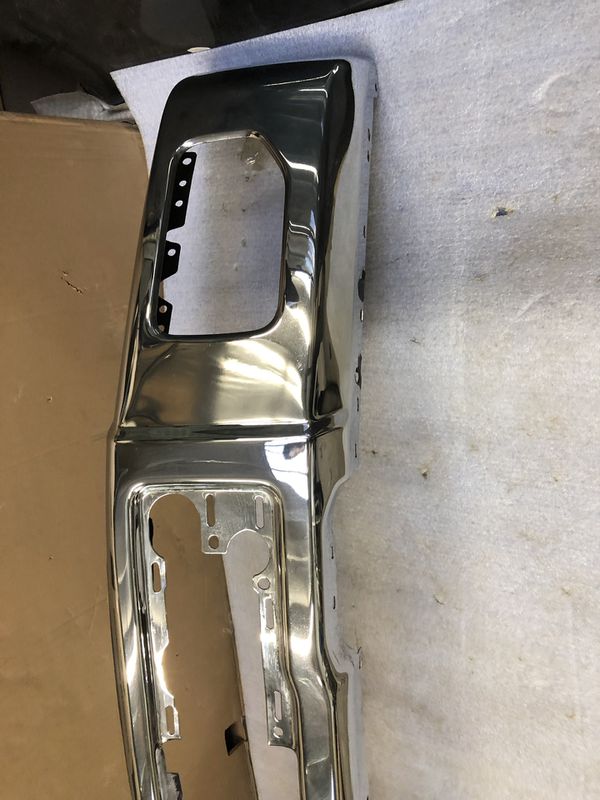 2018 2019 FORD F150 FRONT BUMPER COVER CHROME OEM for Sale in Los Angeles, CA OfferUp