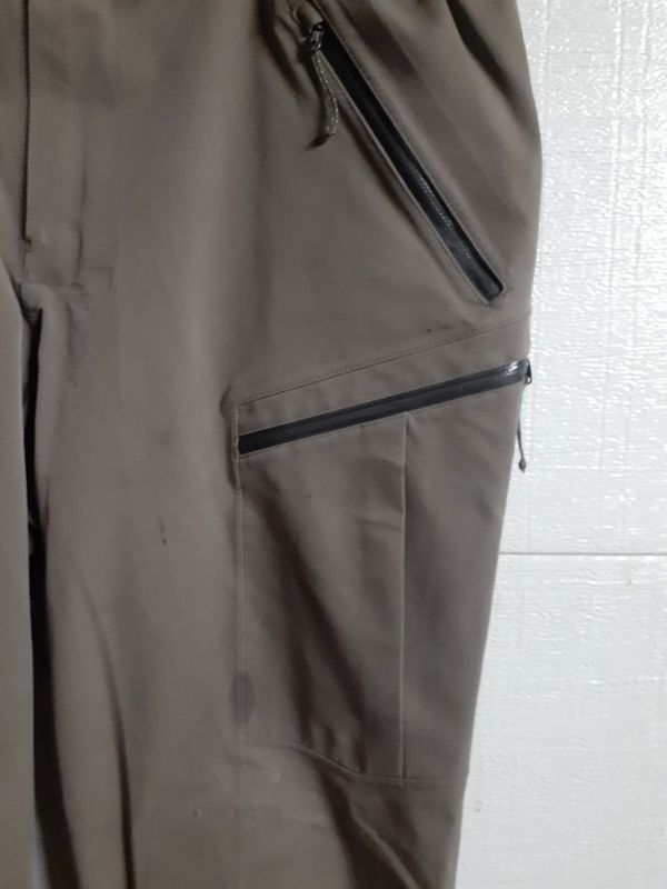 womens kuiu pants