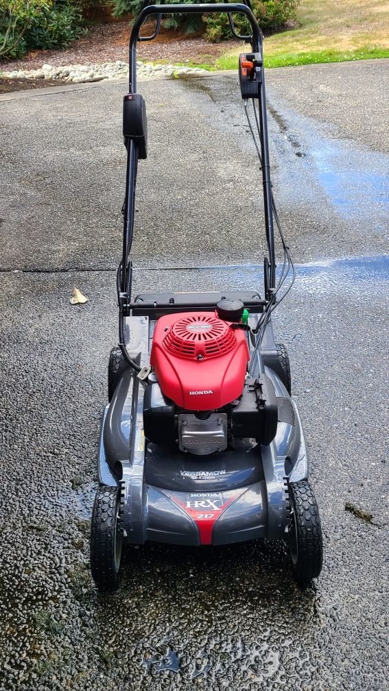Honda HRX217 Mower with Electric start for Sale in Issaquah, WA OfferUp