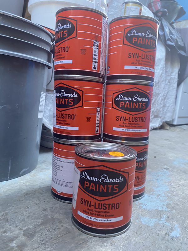 Dunn Edwards Quart Paints for Metal for Sale in San Fernando, CA OfferUp