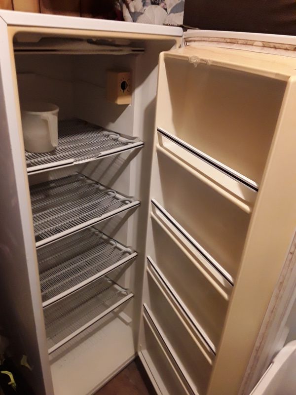 small stand up freezer for Sale in Rainsville, AL OfferUp