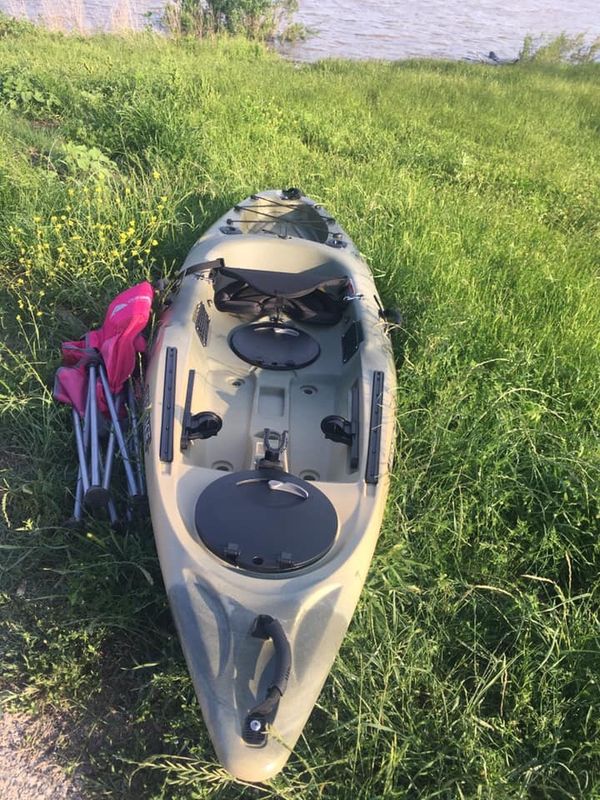 Heritage fishing Angler Kayak 10Ft for Sale in Mansfield, TX OfferUp