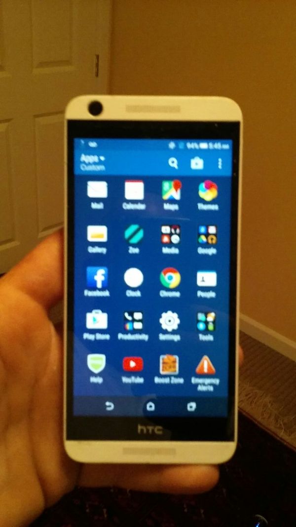 Boost mobile WHITE HTC opm92 smart phone for Sale in Shoreline, WA