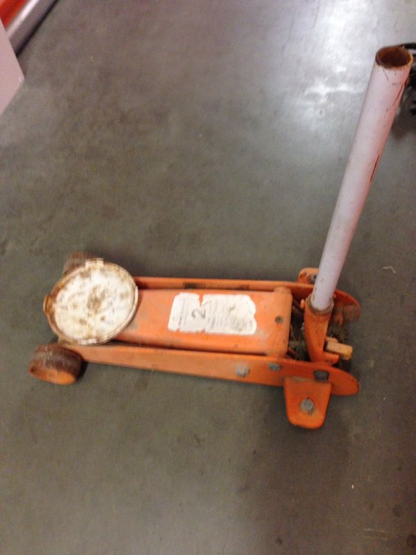 Vintage Allied 2 Ton Hydraulic Floor Jack for Sale in Lakewood, CO