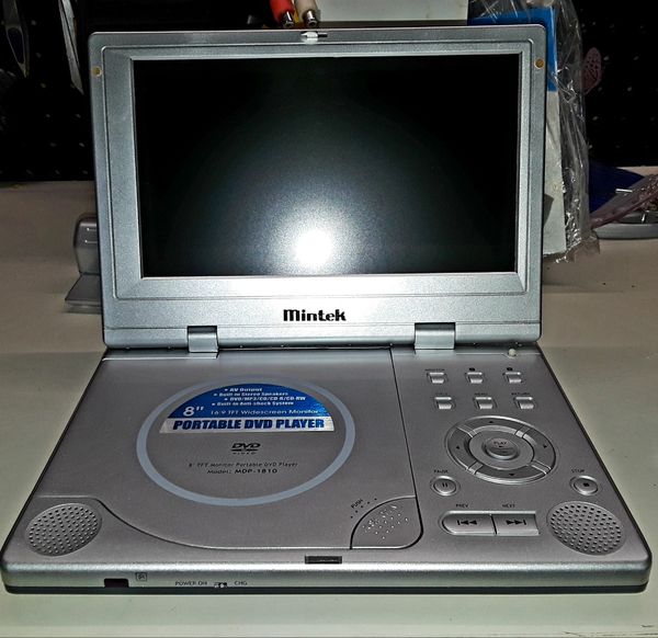 Mintek 8' Portable DVD Player with Remote & more for Sale in Kennesaw ...