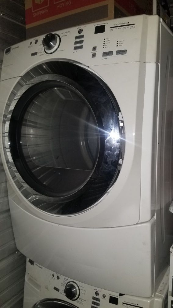 Maytag stackable Washer/ Gas Dryer for Sale in Las Vegas, NV OfferUp