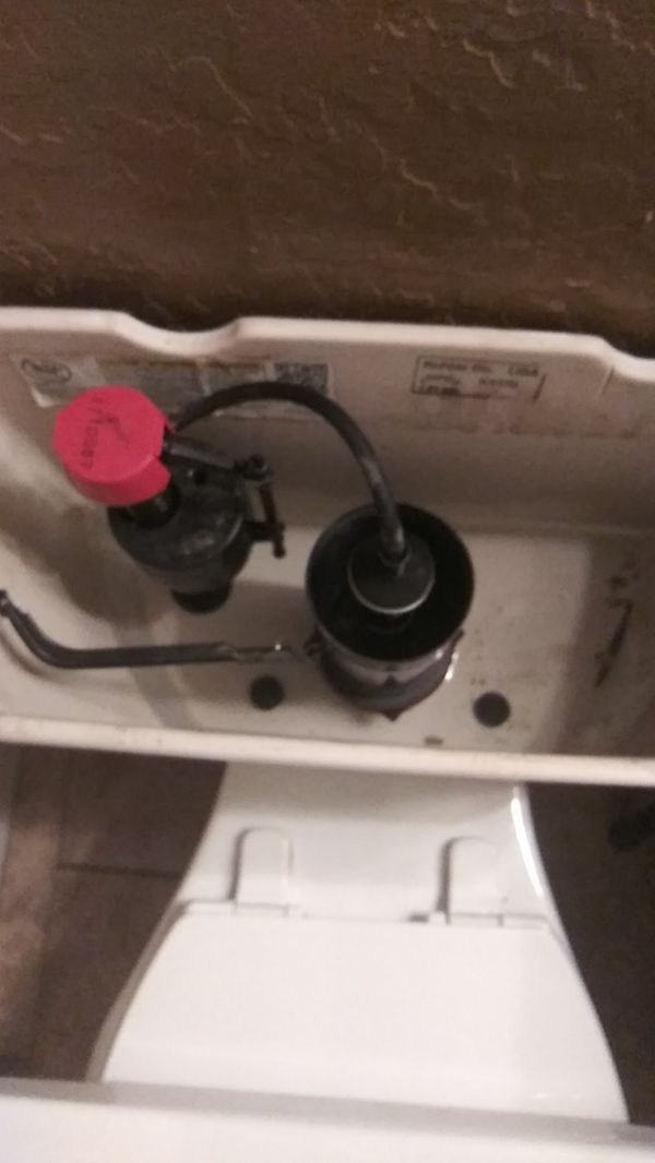 Kohler white low boy round toilet for Sale in Phoenix, AZ OfferUp