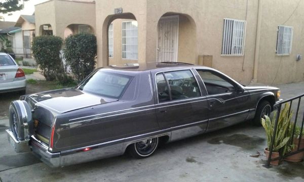 1993 Cadillac Fleetwood brougham lowrider for Sale in Katy, TX - OfferUp