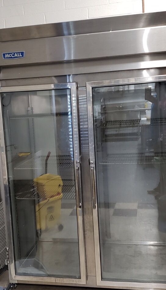 McCALL commercial refrigerator for Sale in Phoenix, AZ OfferUp