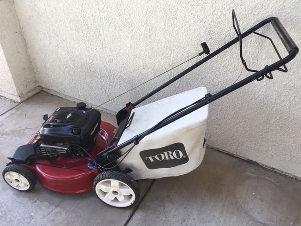 TORO RECYCLER 22" 6.75 HP (190cc) Self-Propelled Lawn Mower for Sale in