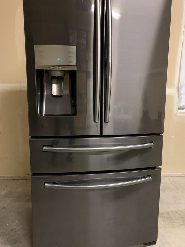 Counter depth Black Stainless 36” refrigerator for Sale in Roy, WA ...