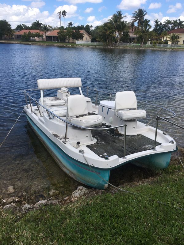 Eldebo Electric Pontoon Boat 14 ft for Sale in Fort Lauderdale, FL