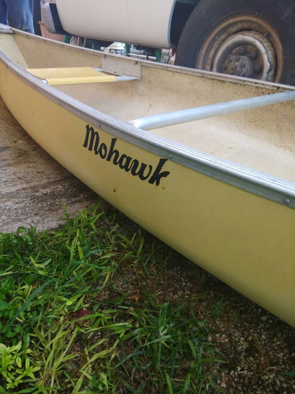 Canoe mohawk fiberglass for Sale in Miami, FL OfferUp