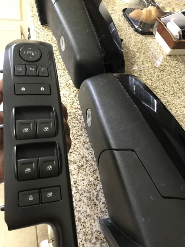 20142018 silverado / Sierra / Tahoe electric fold mirrors for Sale in