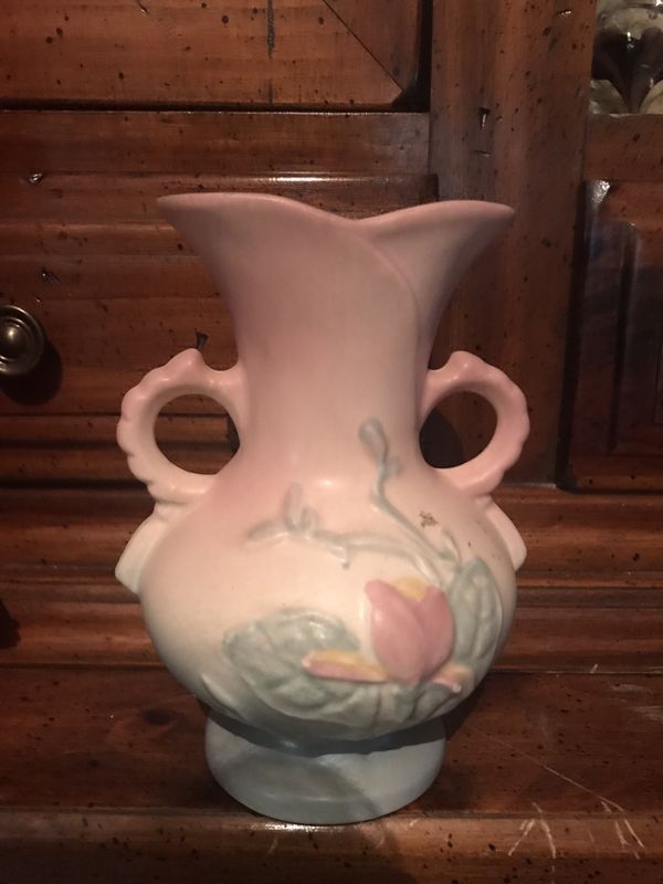 Hull Pink Floral Vase for Sale in San Antonio, TX - OfferUp