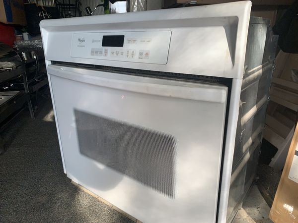 Whirlpool Wall Oven for Sale in Tempe, AZ - OfferUp
