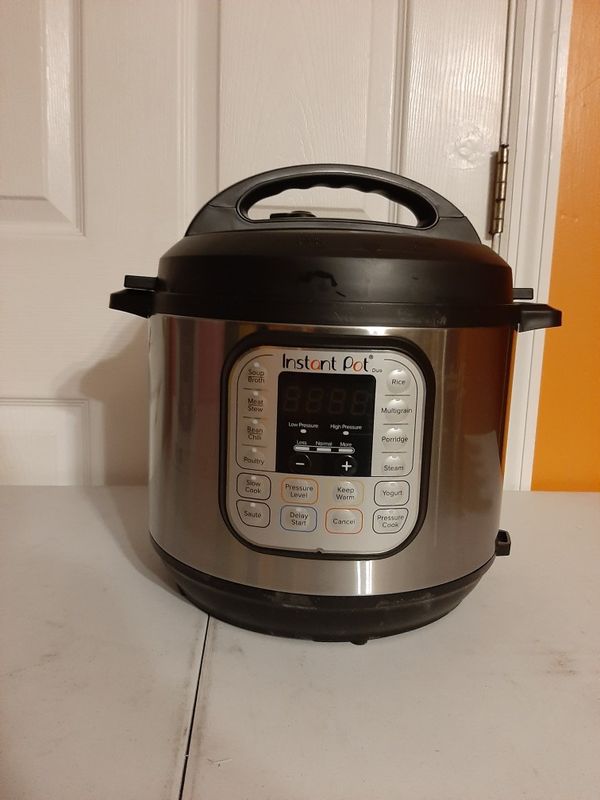 Instant Pot Duo Nova 6 qt 7in1 Programmable Pressure Cooker with dent in the rear for Sale in