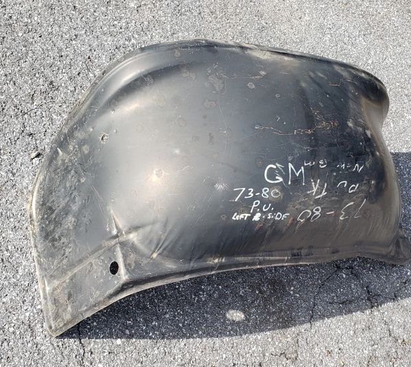 CHEVY SQUARE BODY 73 80 NEW N.O.S. INNER FENDER WHEEL WELL for Sale in East Petersburg, PA