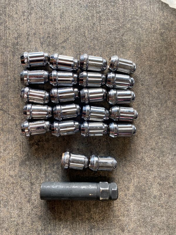 22 GORILLA SPLINE TUNER LOCK LUG NUT m12X1.25 ACORN WHEEL RIM CHROME