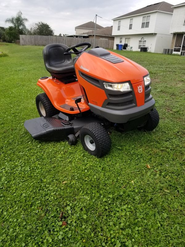 Husqvarna YTH21K46 Riding Lawn Mower. Kohler 21Hp. 46